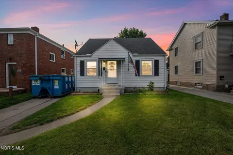 3170 Sherbrooke Rd, Toledo, OH 43606