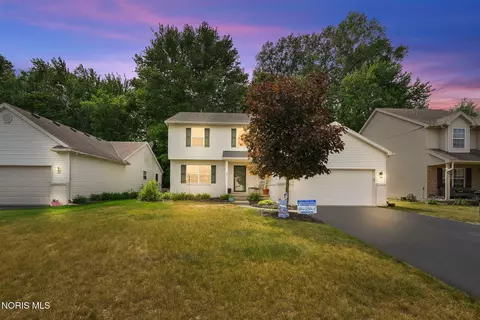 604 Highland Creek Ct, Holland, OH 43528
