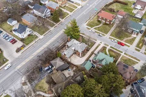 View/Area - 2157 Shenandoah Rd, Toledo, OH 43607 photo 4 of 4