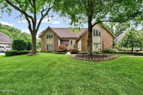 5303 Spring Creek Ln, Sylvania, OH 43560