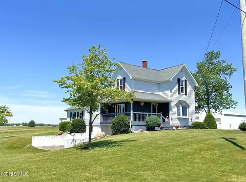 7563 County Road 2, Edon, OH 43518