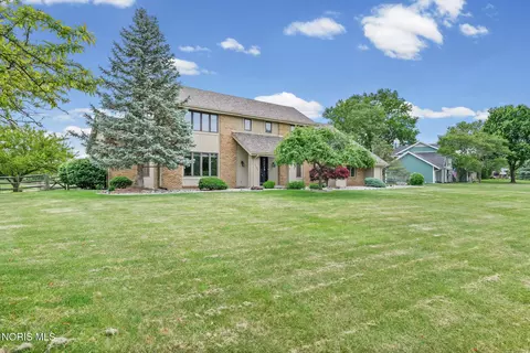 25656 Normandy Rd, Perrysburg, OH 43551