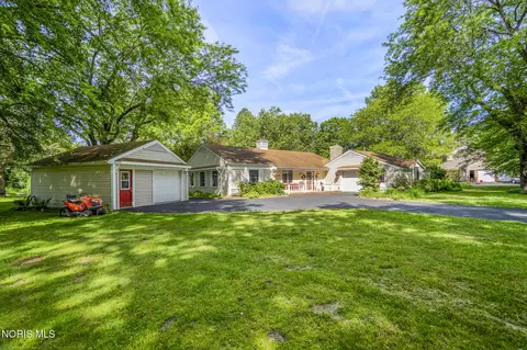 5842 Winslow Rd, Whitehouse, OH 43571