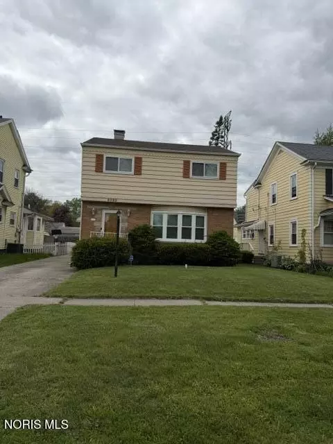 3833 Sherbrooke Rd, Toledo, OH 43613
