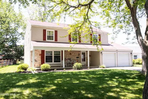 6023 Granville Dr, Sylvania, OH 43560