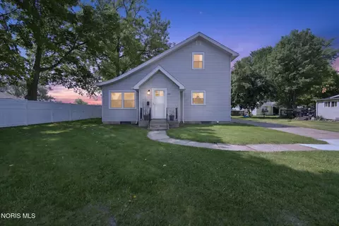 639 Park St, Napoleon, OH 43545