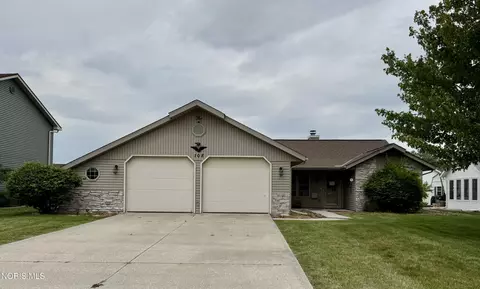 225 Laurie Dr, Bryan, OH 43506