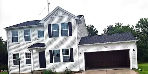 1461 Lee Ann Ave, Defiance, OH 43512