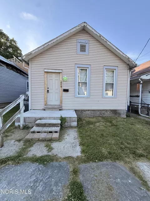 1219 Yates St, Toledo, OH 43608