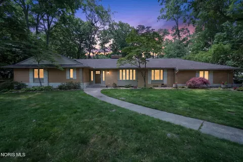 4550 Eddington Ct, Toledo, OH 43615