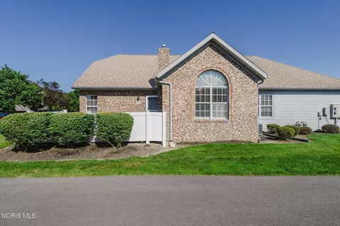 2257 Fox Run Cir, Findlay, OH 45840