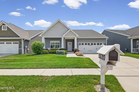 5520 Willow Cir, Sylvania, OH 43560
