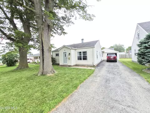 234 Watson Ave, Fostoria, OH 44830