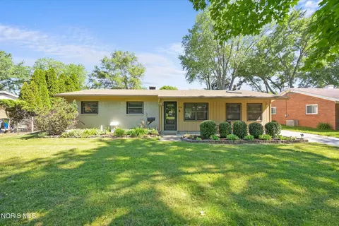 3534 Robin Rd, Toledo, OH 43623