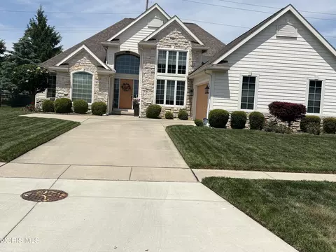 9360 Saint Angelas Way, Sylvania, OH 43560