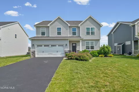 199 Valley Hall Dr, Perrysburg, OH 43551