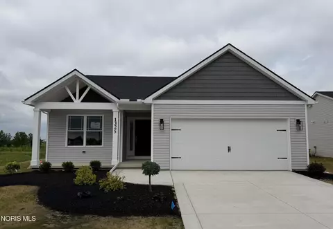 1325 Limerick Ln, Waterville, OH 43566