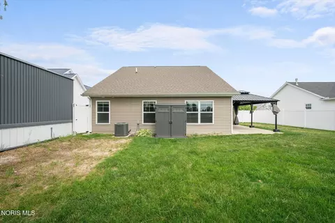 Exterior - 13 Cascade Ln, Delta, OH 43515 photo 8 of 9