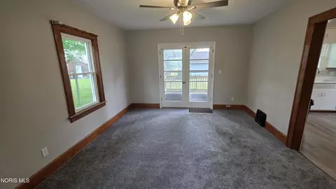 Living - 321 N Cherry St, Bryan, OH 43506 photo 2 of 6