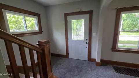 Entry Way - 321 N Cherry St, Bryan, OH 43506 photo 1 of 5