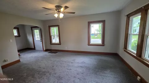 Living - 321 N Cherry St, Bryan, OH 43506 photo 4 of 6