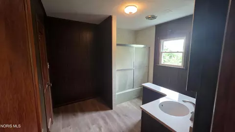 Bath - 321 N Cherry St, Bryan, OH 43506 photo 1 of 2
