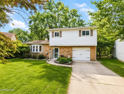 5041 Oldham Dr, Toledo, OH 43613
