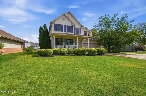 26464 Carronade Dr, Perrysburg, OH 43551
