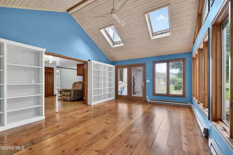 Living - 207 Lakeview Dr, Bryan, OH 43506 photo 3 of 3