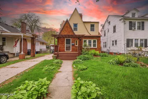 1356 Kepler Rd, Toledo, OH 43612