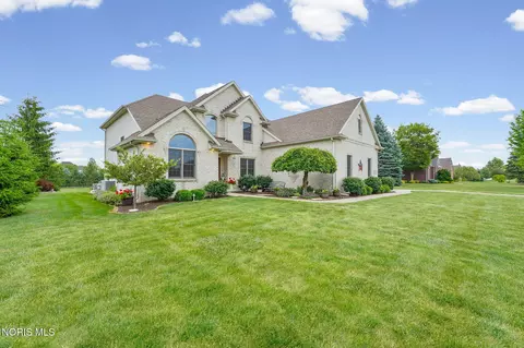 9938 S Blue Prairie Dr, Whitehouse, OH 43571