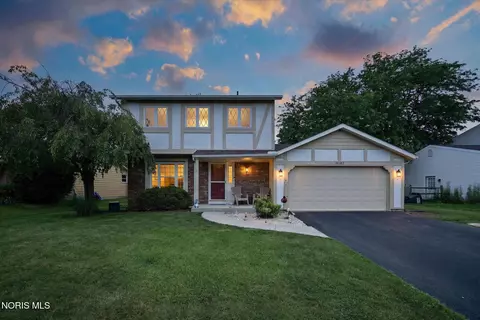 26702 Sheringham Rd, Perrysburg, OH 43551
