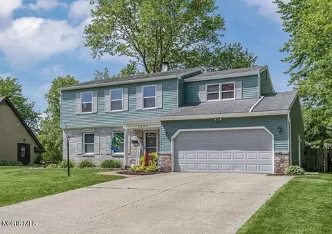1694 Pinelawn Dr, Toledo, OH 43614