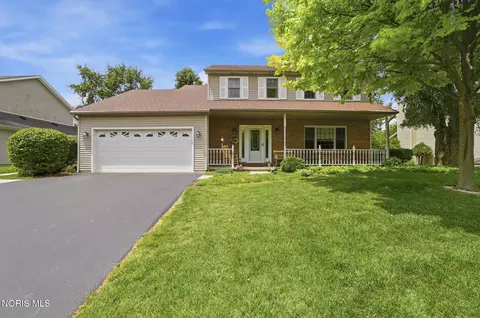 5933 Eaglewood Dr, Sylvania, OH 43560