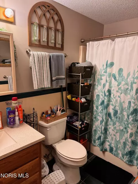 607 Olive Dr, Bryan, OH 43506 photo 7