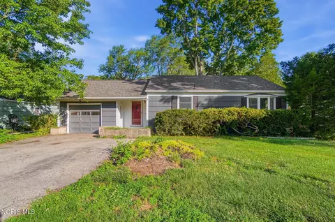 544 Clarion Ave, Holland, OH 43528