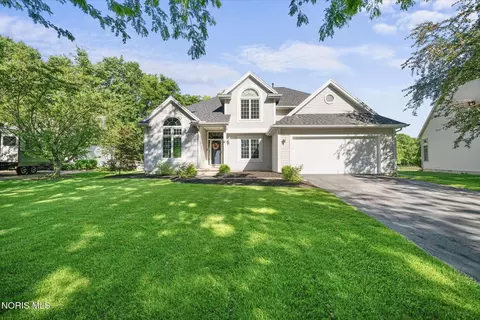 780 Hunters Run, Perrysburg, OH 43551