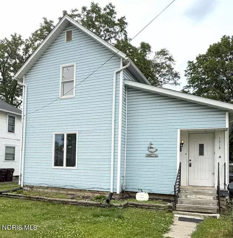 1218 Hazel Ave, Lima, OH 45805