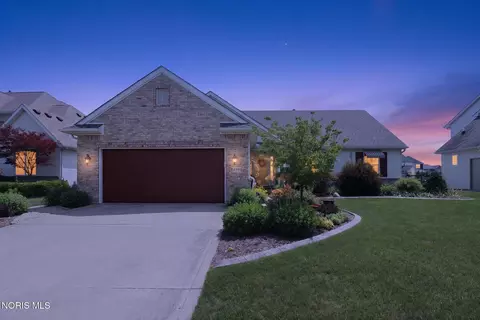6010 Porsha Dr, Sylvania, OH 43560