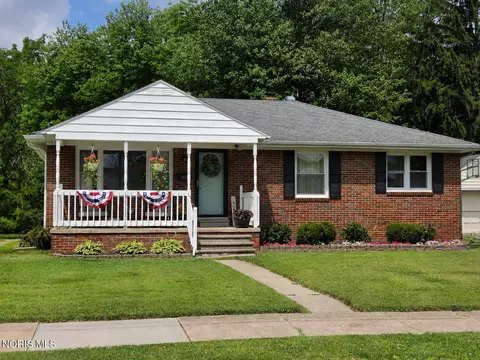 1021 Craig Rd, Maumee, OH 43537