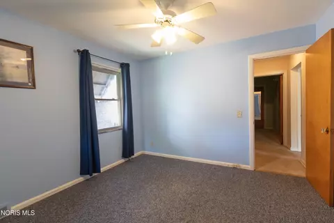 Bedroom - 2425 River Rd, Maumee, OH 43537 photo 1 of 3