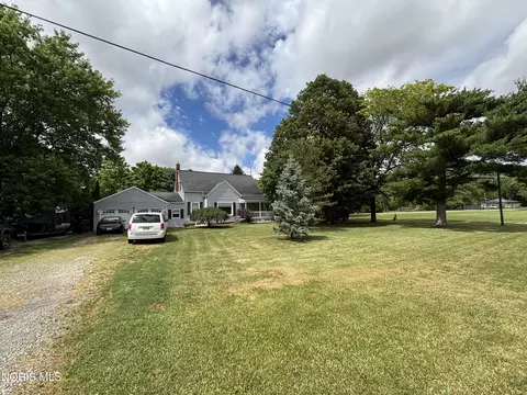 Exterior - 3237 Rd 424, Antwerp, OH 45813 photo 1 of 14