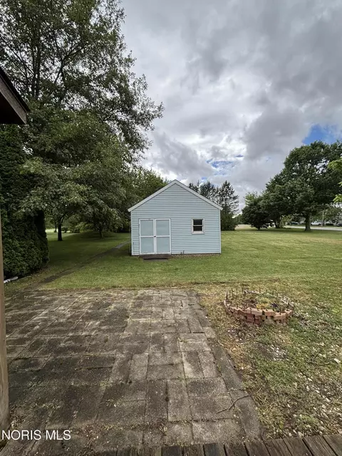 Exterior - 3237 Rd 424, Antwerp, OH 45813 photo 10 of 14