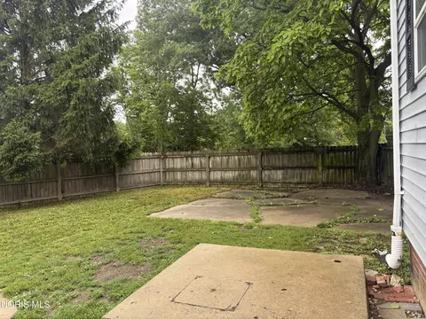 Exterior - 3237 Rd 424, Antwerp, OH 45813 photo 11 of 14