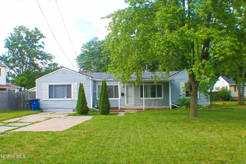 3516 Mcgregor Ln, Toledo, OH 43623