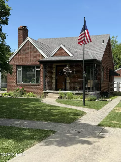 3124 Heatherdowns Blvd, Toledo, OH 43614