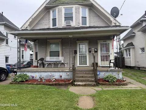 2005 Airport Hwy, Toledo, OH 43609
