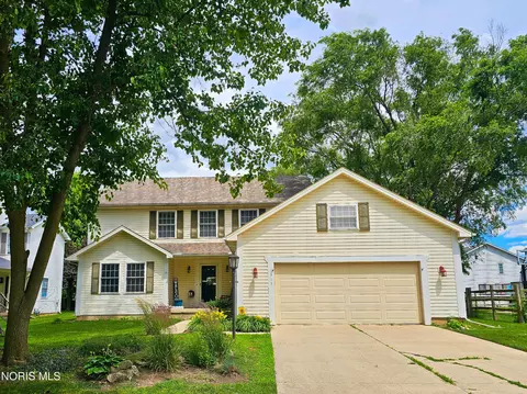 1315 Mary Lou Ct, Perrysburg, OH 43551