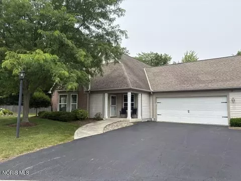15693 Mahogany Trl #12-A, Findlay, OH 45840