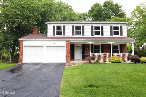 2302 Country Squire Ln, Toledo, OH 43615